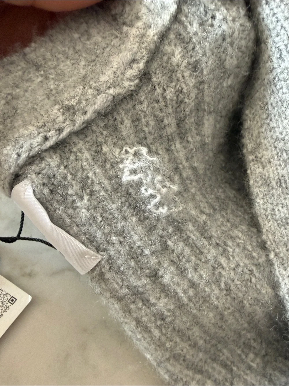 ZARA Gray Ribbed V-Neck Button-Up Cardigan